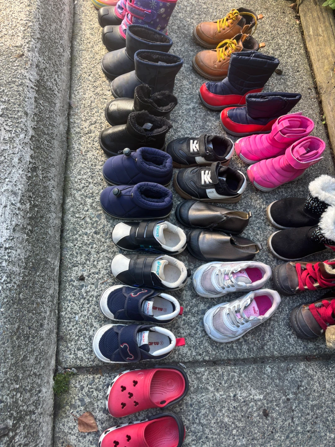 Shoes for kids size 8-9. - photo 4