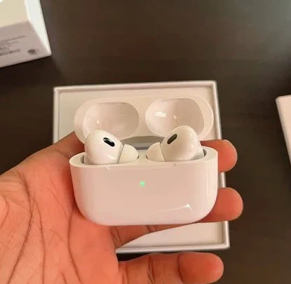Apple AirPods Pro (2nd Generation) - photo 2
