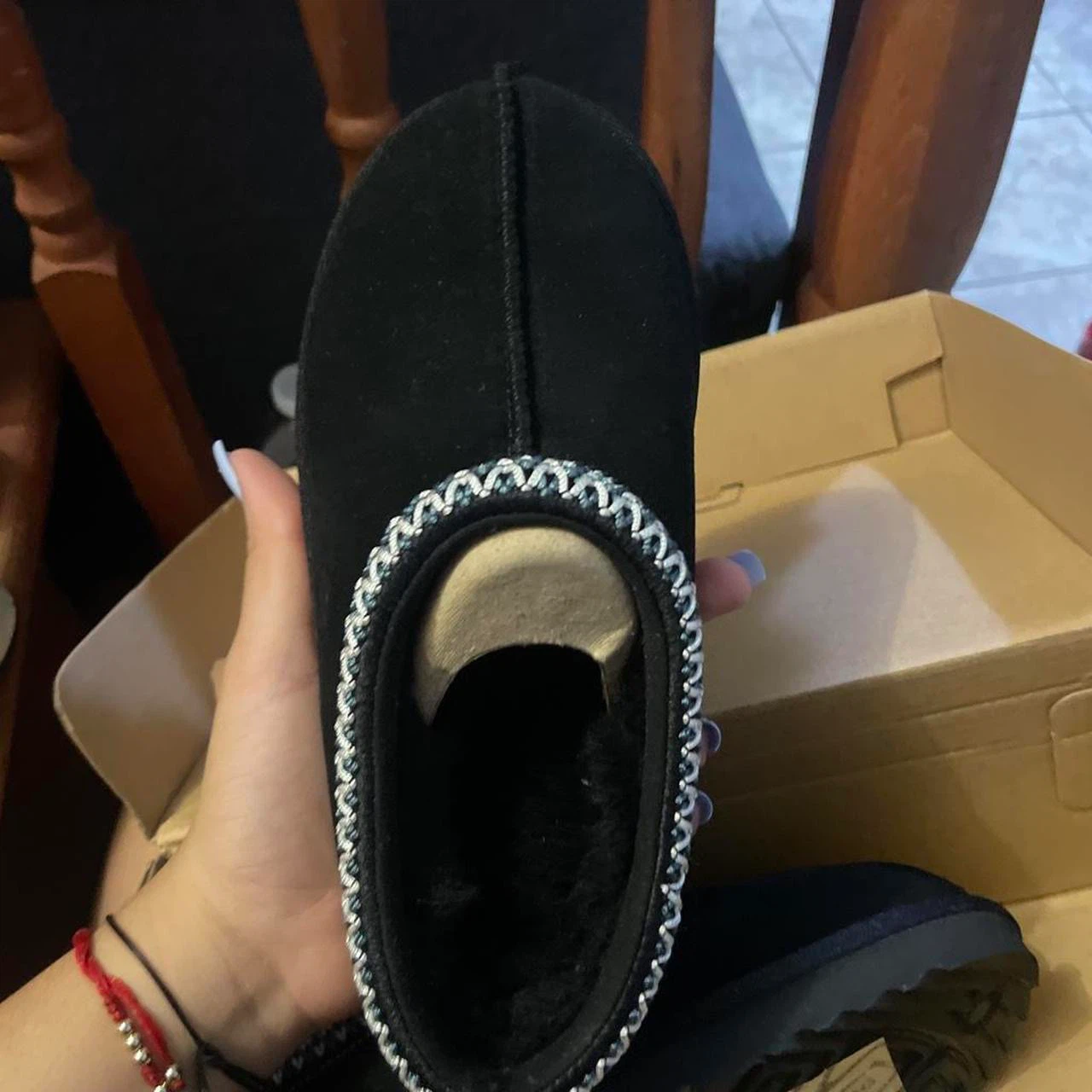 UGG Slippers Black - photo 2