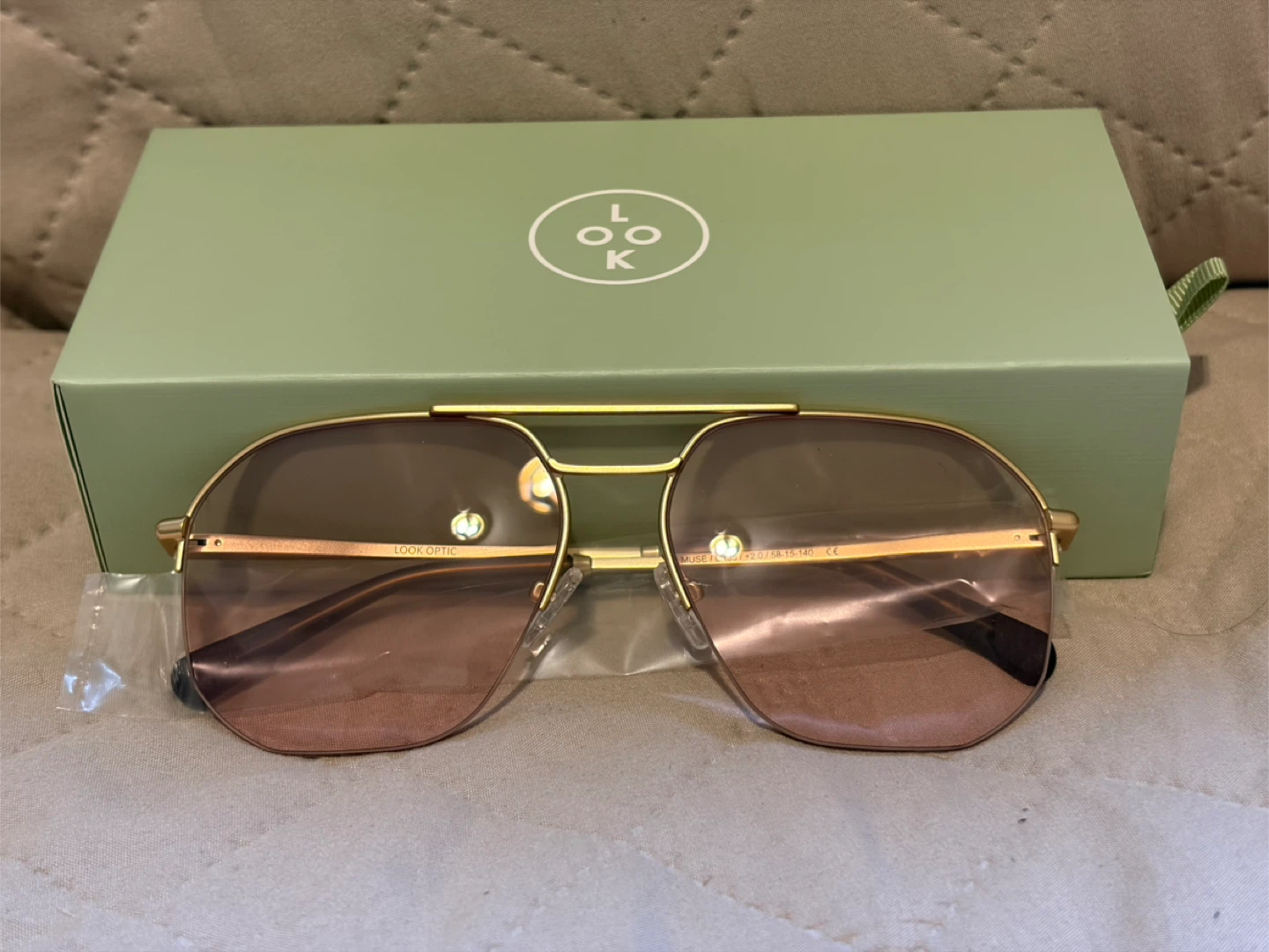 New Look Muse Readers LR35 Gold/Pink +2.00