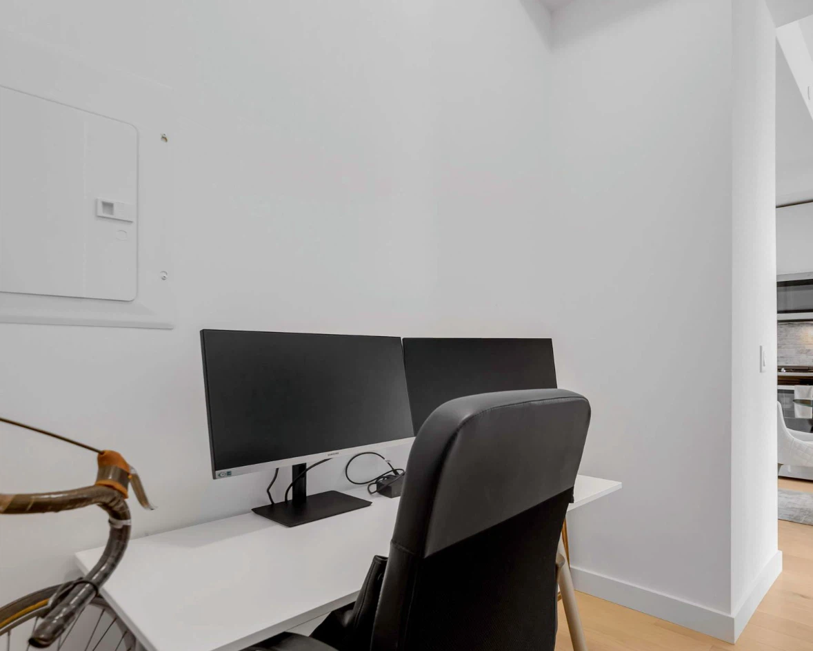 IKEA White Thyge Desk - photo 2