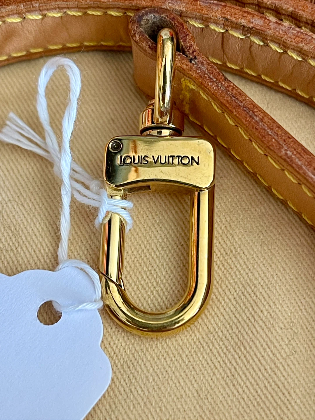 Louis Vuitton Vachetta Leather Shoulder Strap - photo 2