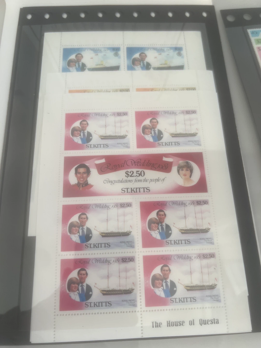 The Royal Wedding 1981 Commemorative Souvenir Stamp Sets - photo 3