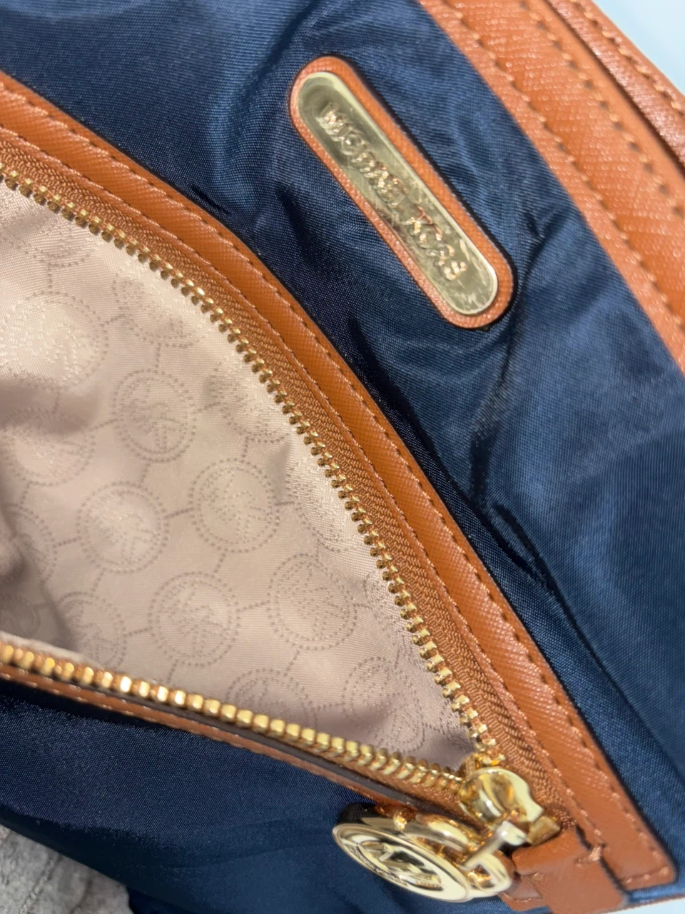 Michael Kors Navy Nylon Crossbody Bag - photo 2