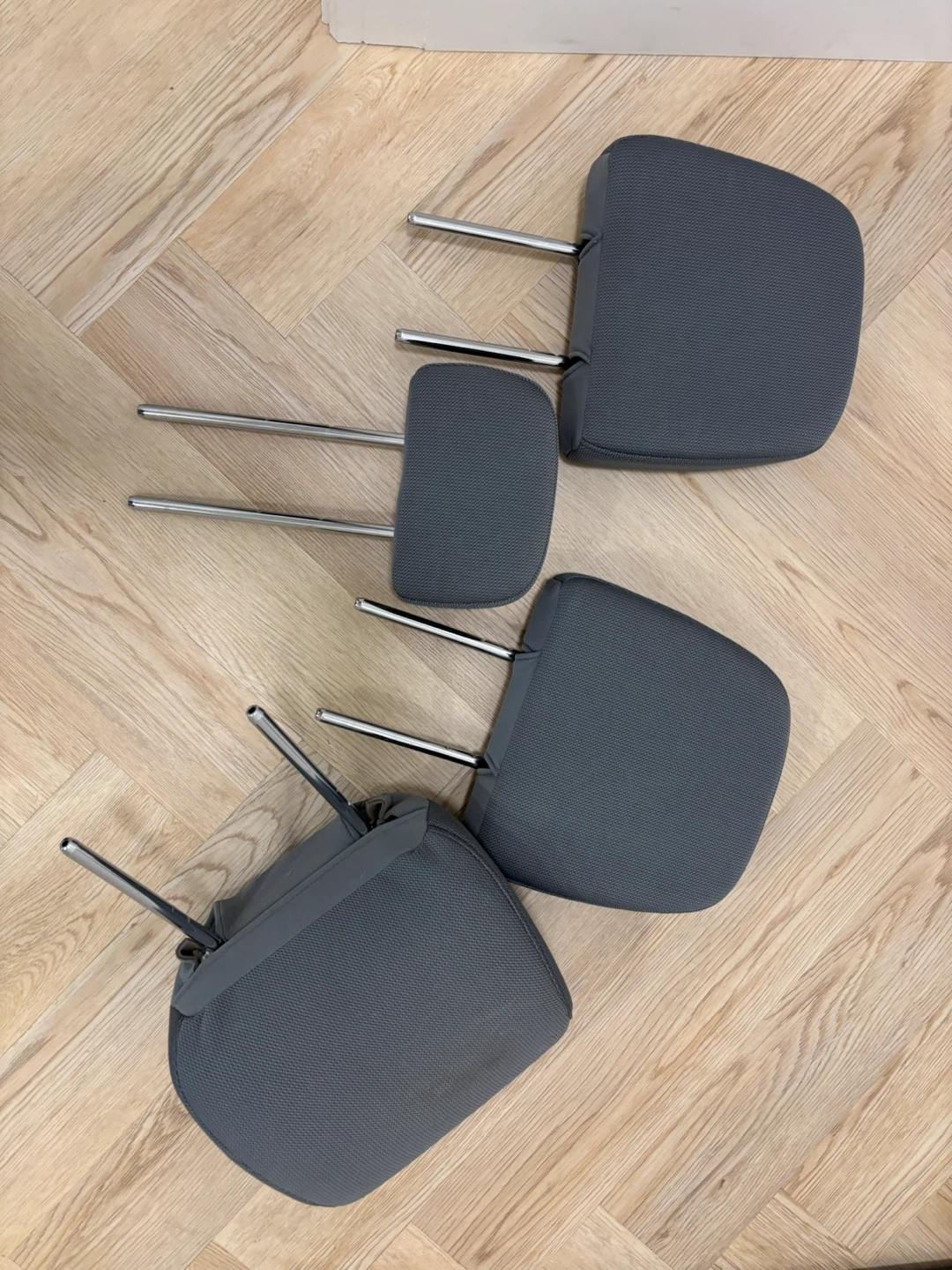 Set of 4 Grey Car Headrests