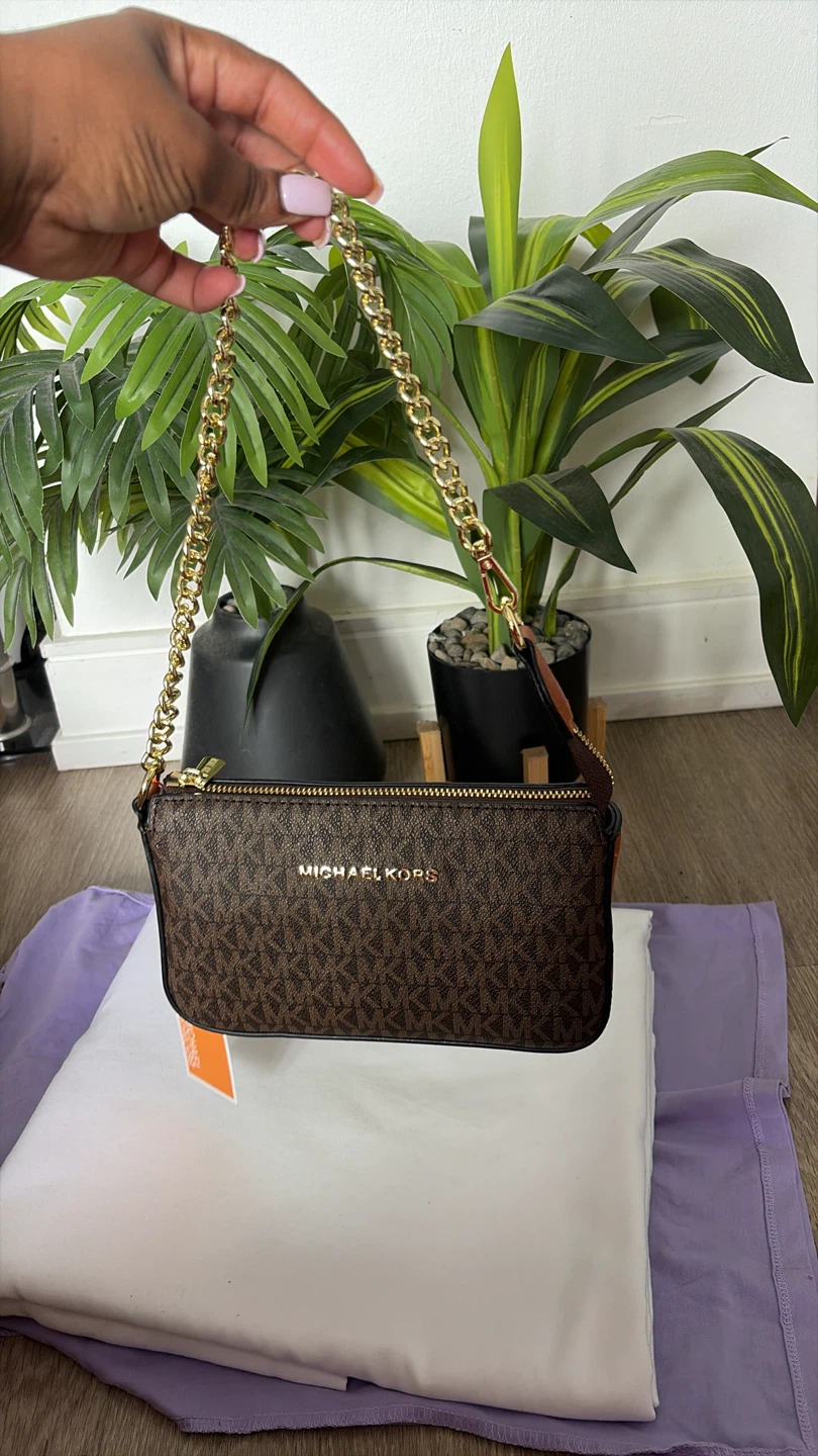 Michael Kors Logo Print Clutch - photo 5