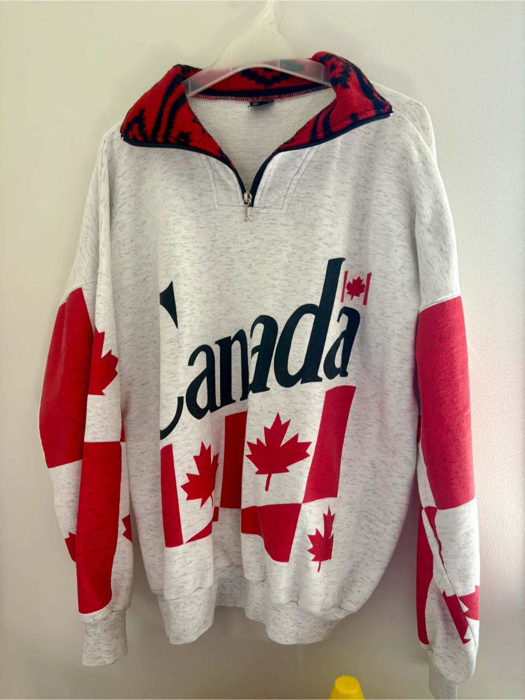 Canada 90’s Quarter-Zip Pullover Sweater - Men’s Medium - photo 5