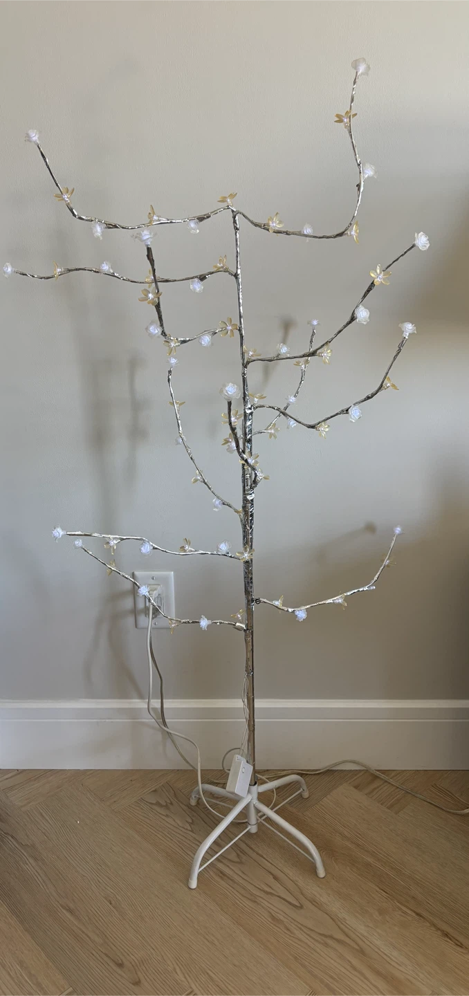 LED Light-Up Cherry Blossom Tree