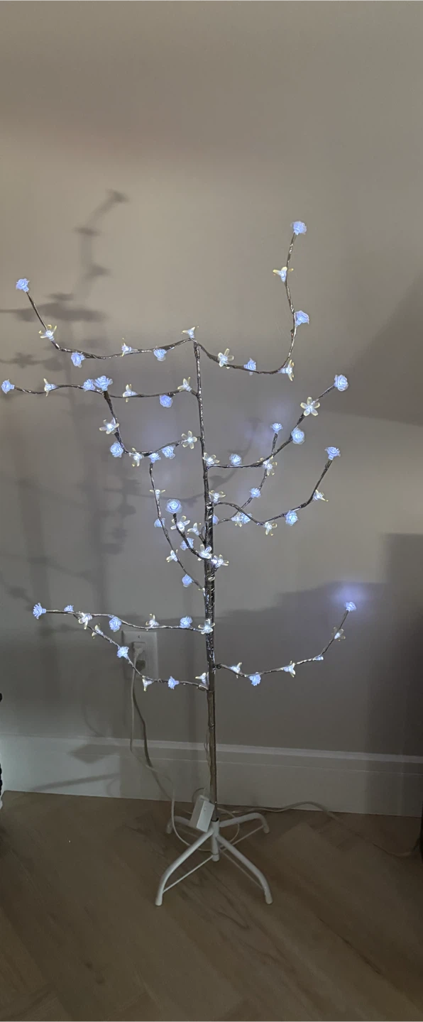 LED Light-Up Cherry Blossom Tree - photo 2