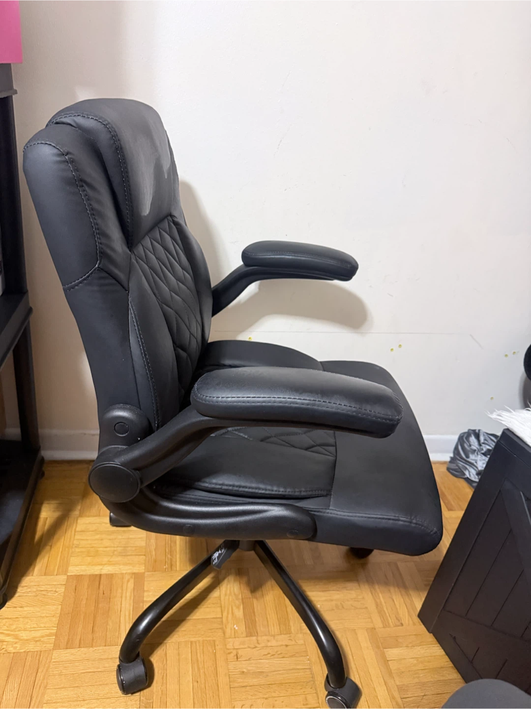 Black Quilted Office Chair - photo 2