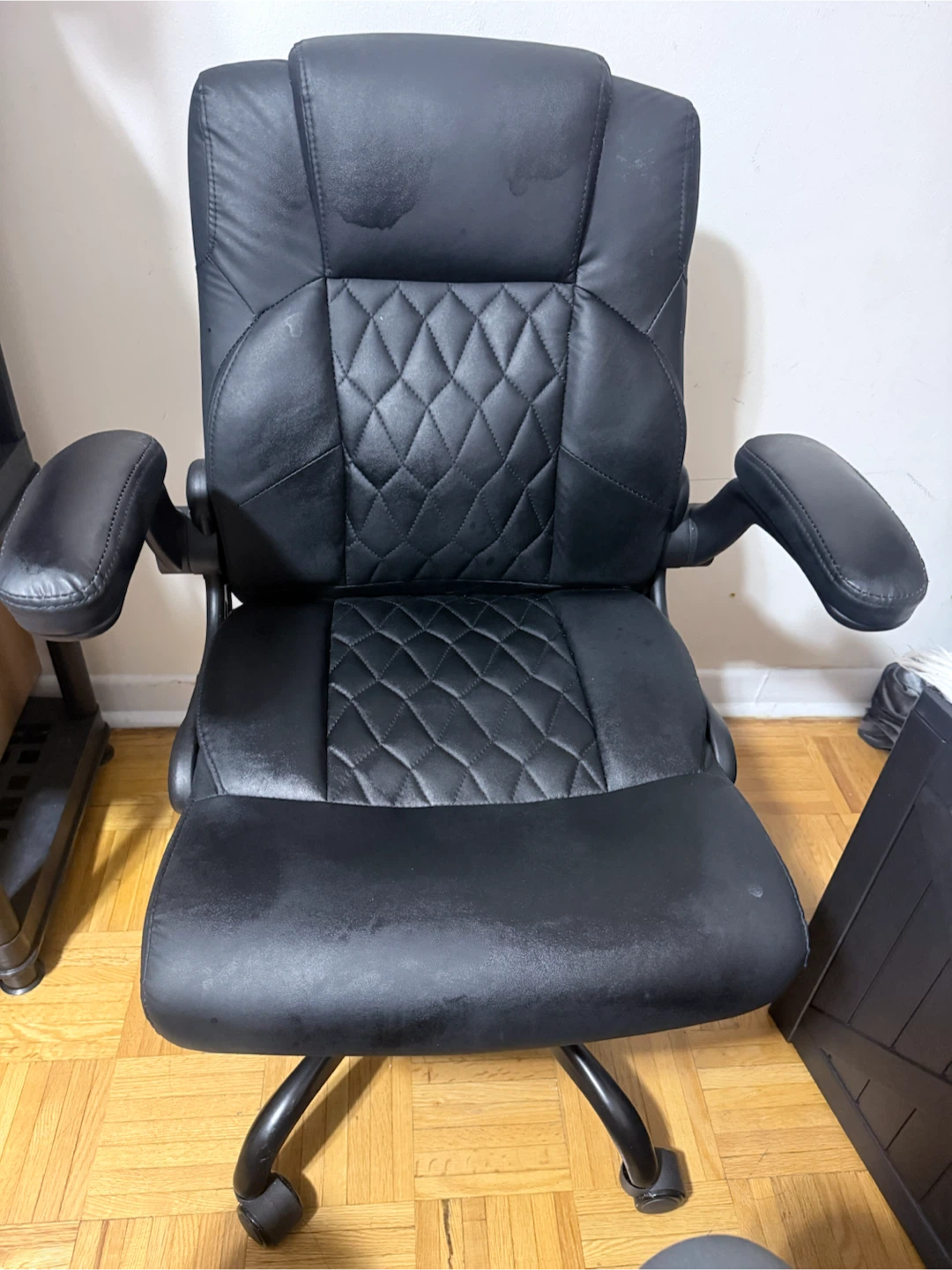 Black Quilted Office Chair - photo 3