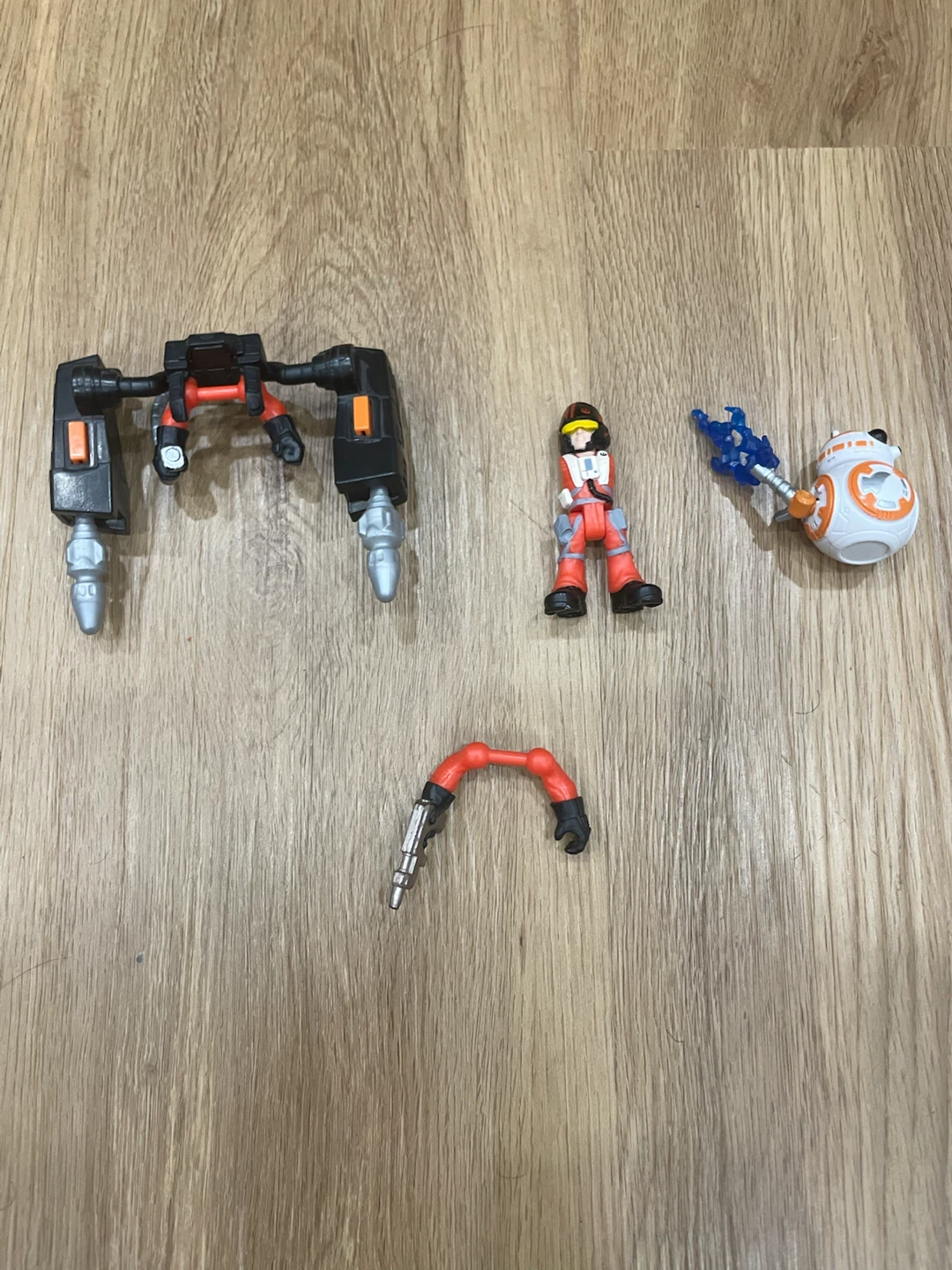 Star Wars Playskool Heroes Poe Dameron X-Wing and Figures - photo 2