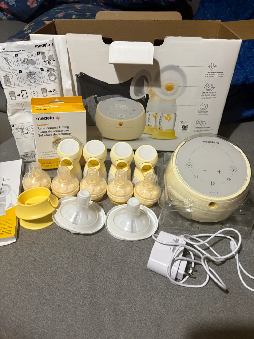 NEW Medela Sonata Double Electric Breast Pump - photo 2