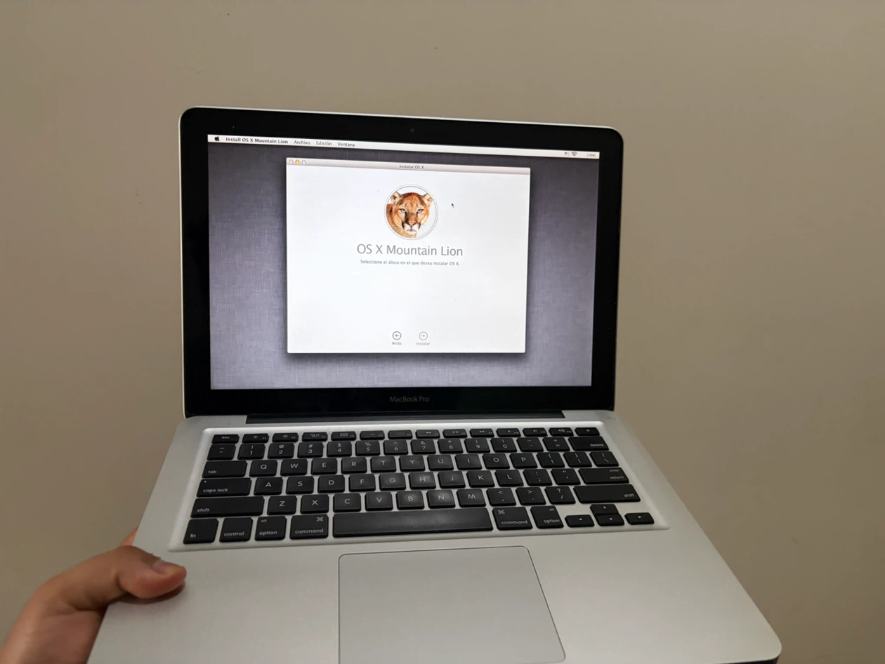 Apple MacBook Pro 13-inch