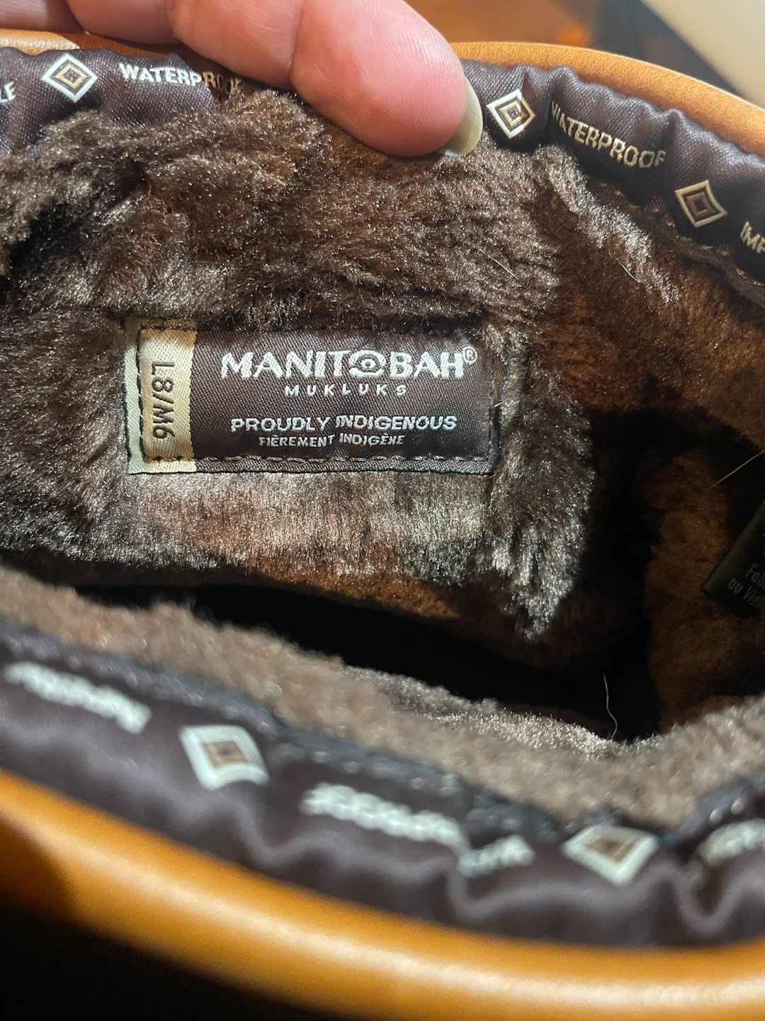 Manitobah Snowy Owl Grain Leather Mukluks - photo 3