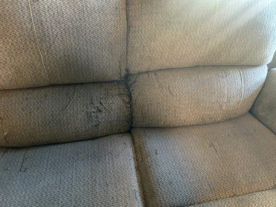 Power Reclining Loveseat - photo 3
