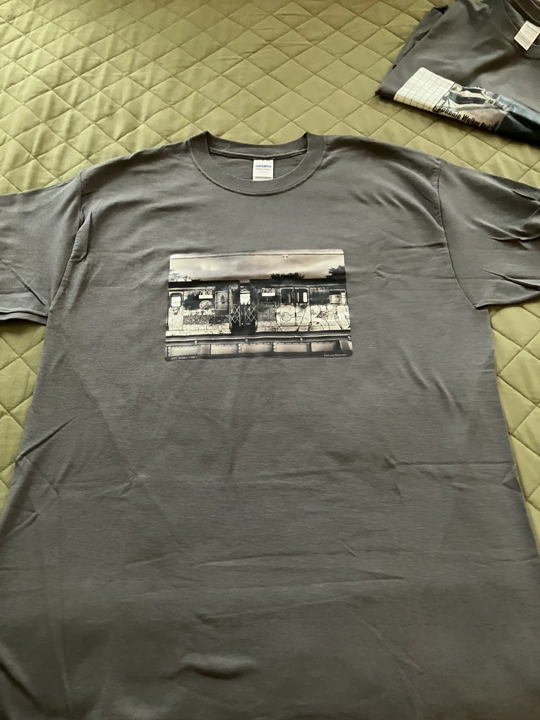 3 Gildan Graphic T-Shirt - NYC Subway Theme - photo 5