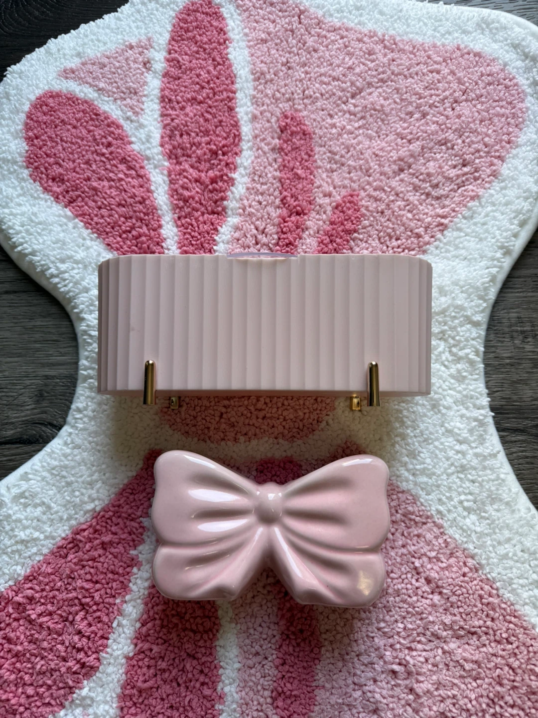 Pink Bathroom Decor Set – 4 Pieces - photo 3
