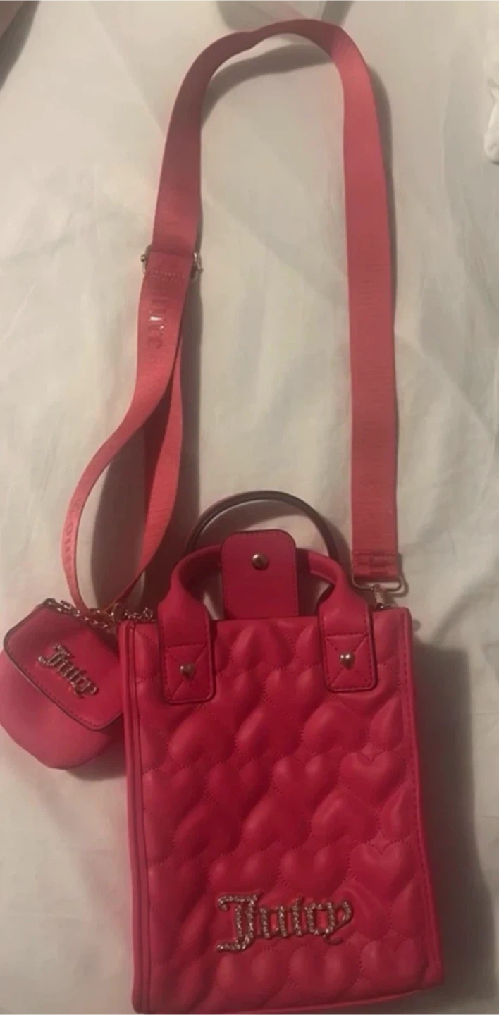 Juicy Couture Pink Heart Quilted Crossbody Bag (NEVER WORN)