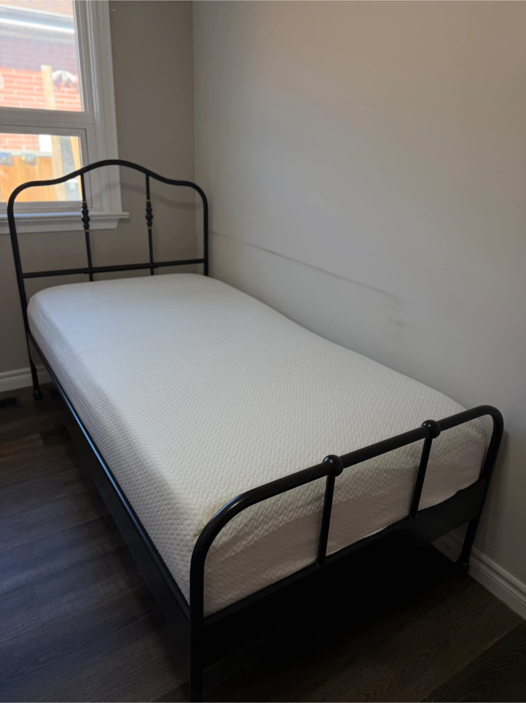 Single Metal Bed Frame with Mattress - photo 5