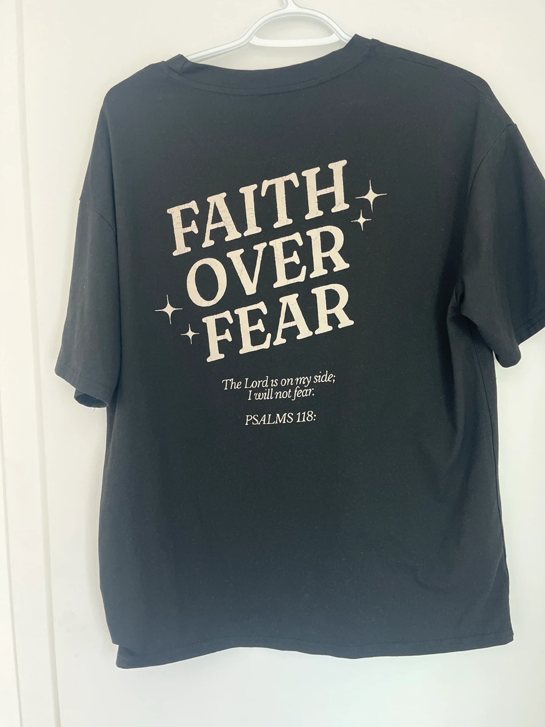 Faith Over Fear Black Graphic T-Shirt - photo 2