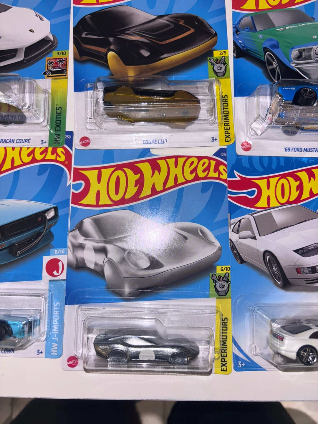Set of 8 Assorted Hot Wheels and Matchbox Diecast Cars - photo 3