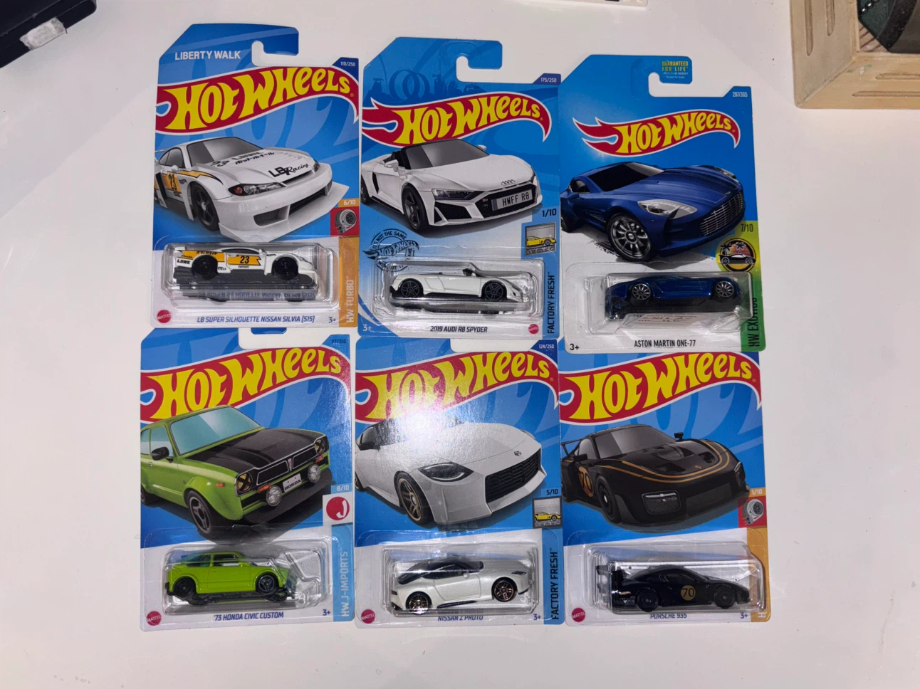 Set of 6 Hot Wheels Diecast Collectible Cars