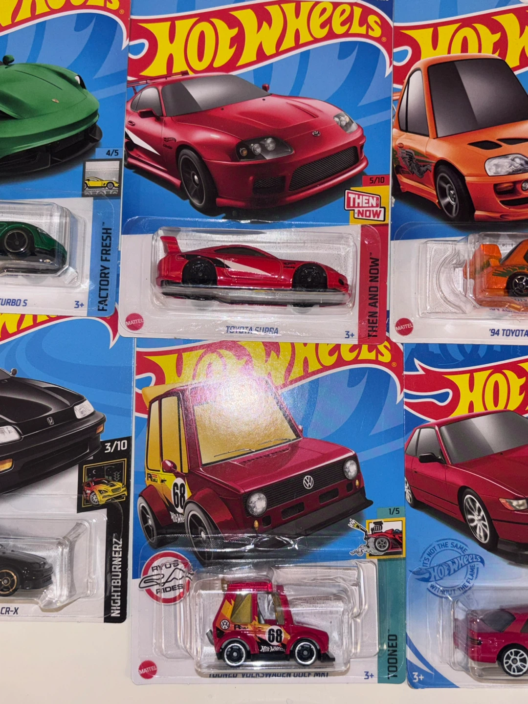 Set of 8 Hot Wheels and Matchbox Diecast Cars - photo 3