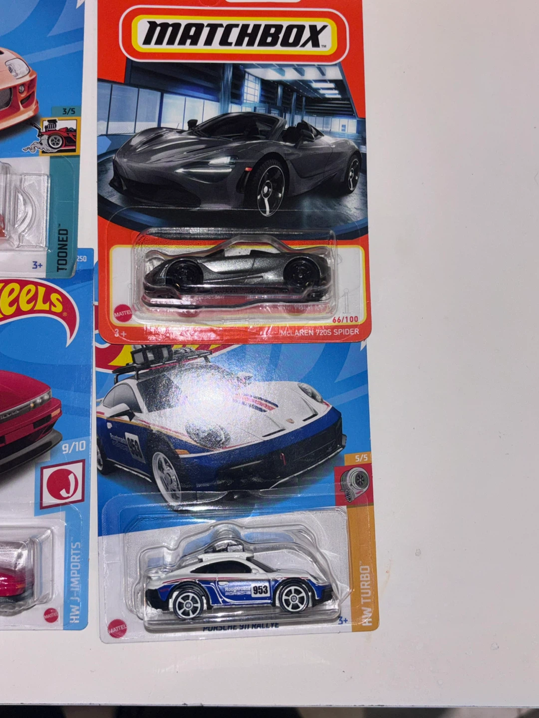 Set of 8 Hot Wheels and Matchbox Diecast Cars - photo 5