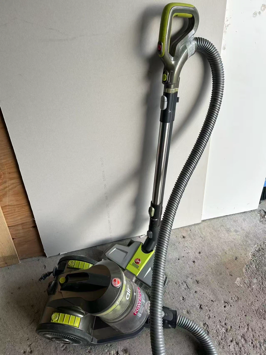 Hoover Canister Vacuum - photo 2