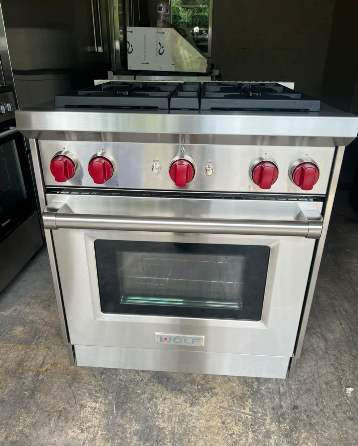 Wolf 30-inch Stainless Steel Gas Range