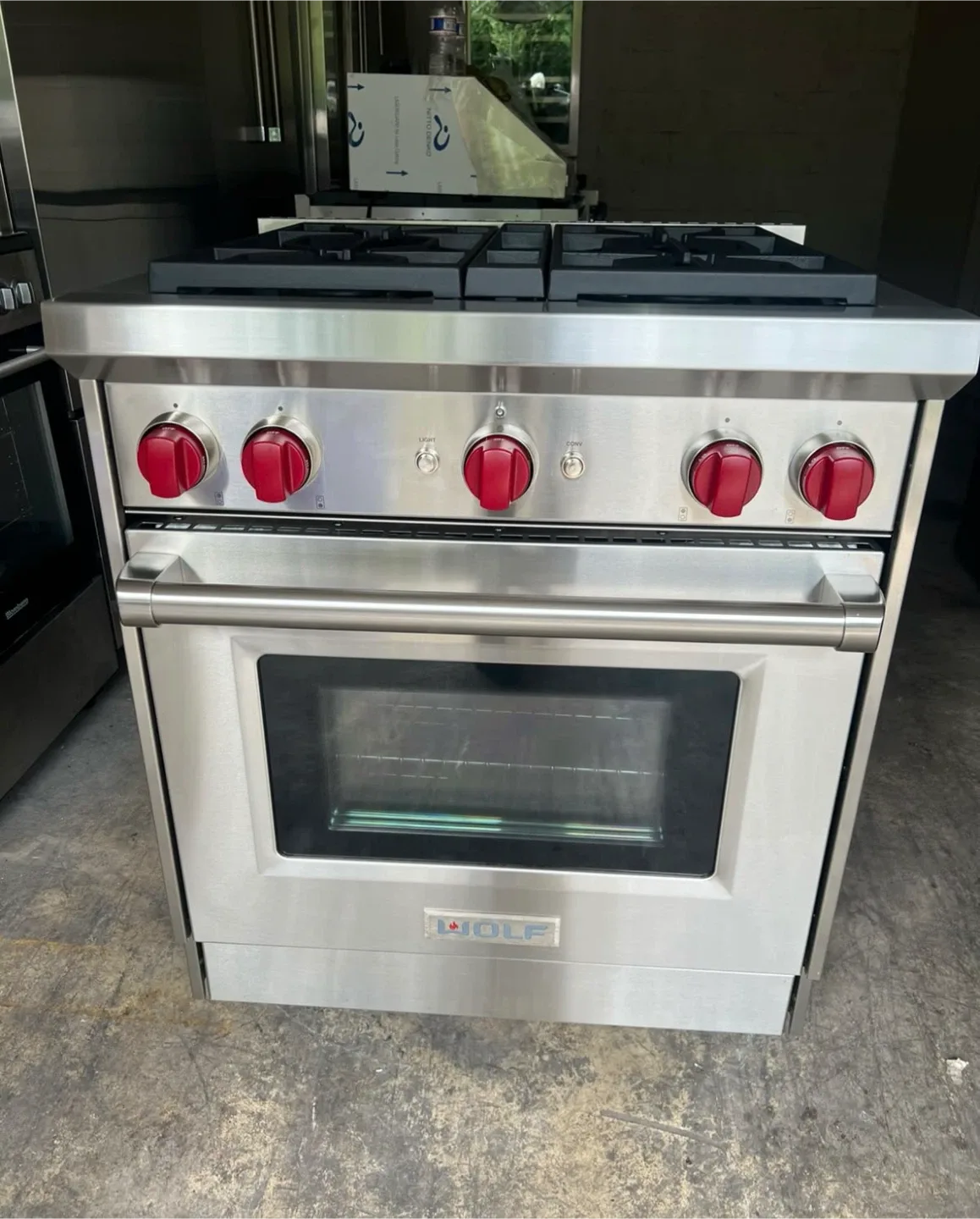 Wolf 30-inch Stainless Steel Gas Range