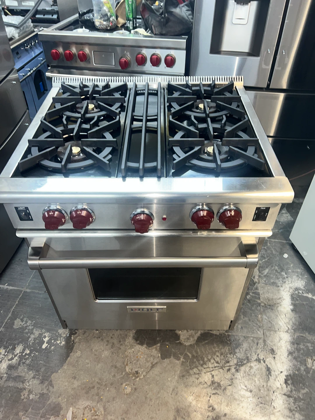 Wolf Gas Range excellent condition