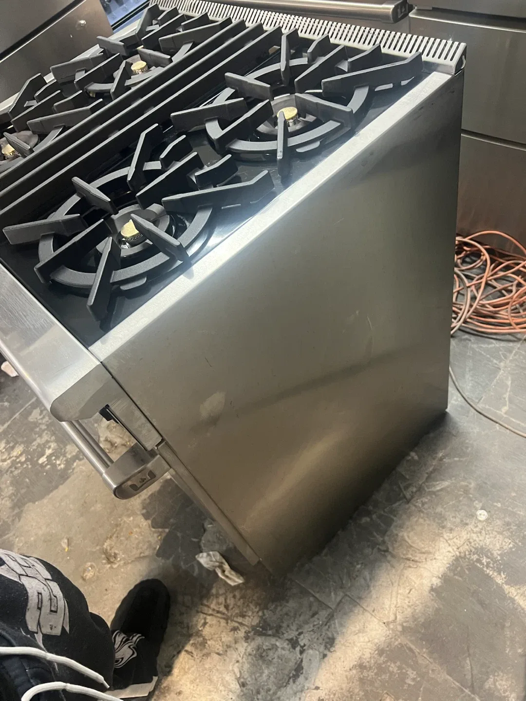 Wolf Gas Range excellent condition - photo 5