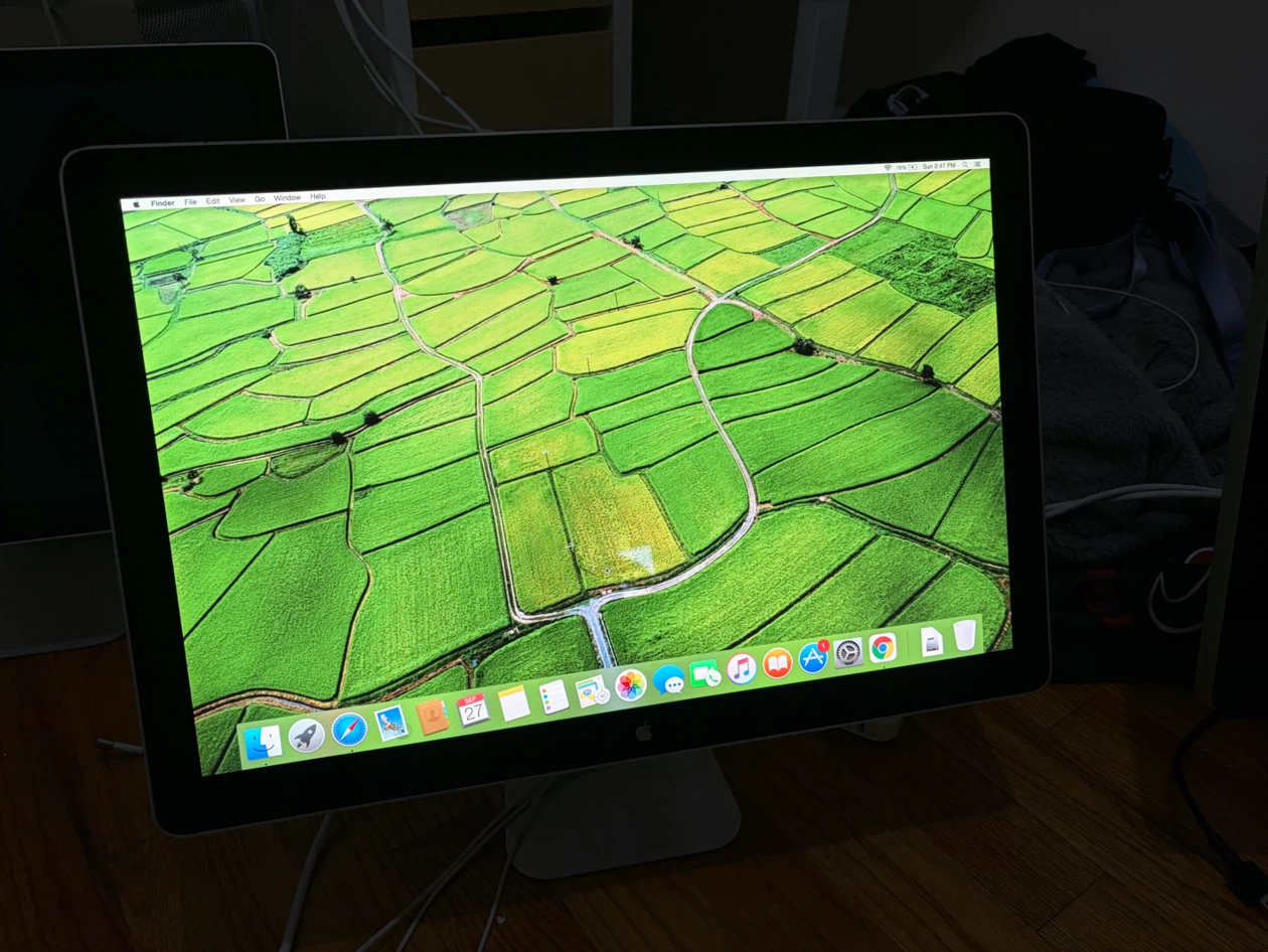 Apple Cinema Display 27-inch - photo 2