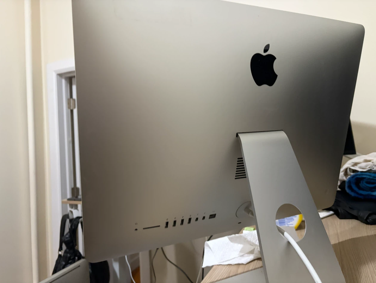 Apple iMac Desktop Computer - photo 2