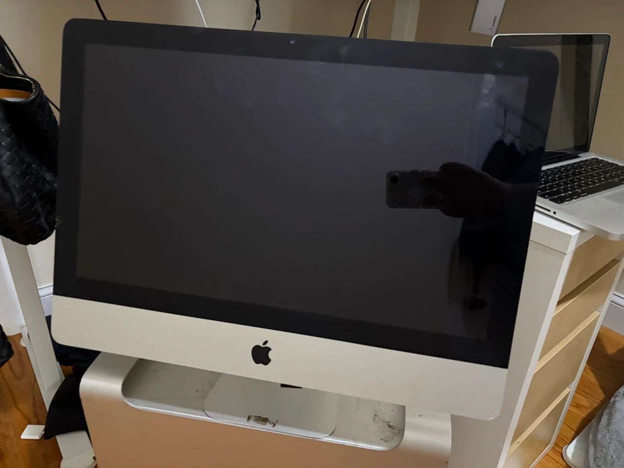 Apple iMac Desktop Computer - photo 3