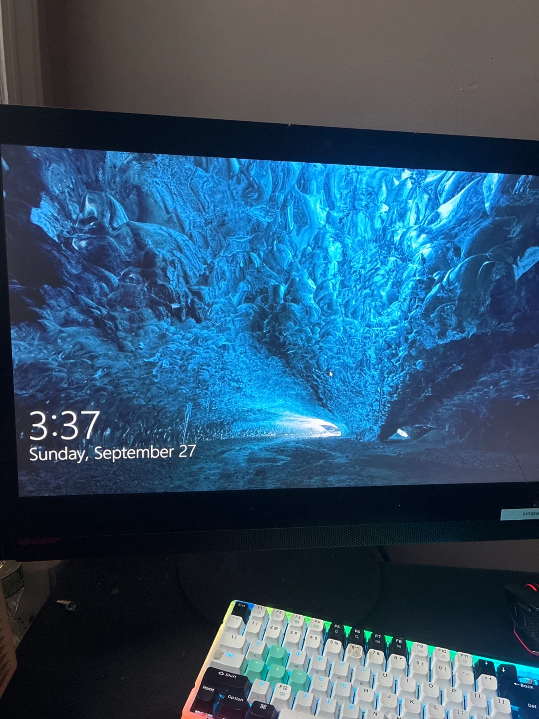 Lenovo ThinkCentre All-in-One PC - photo 2