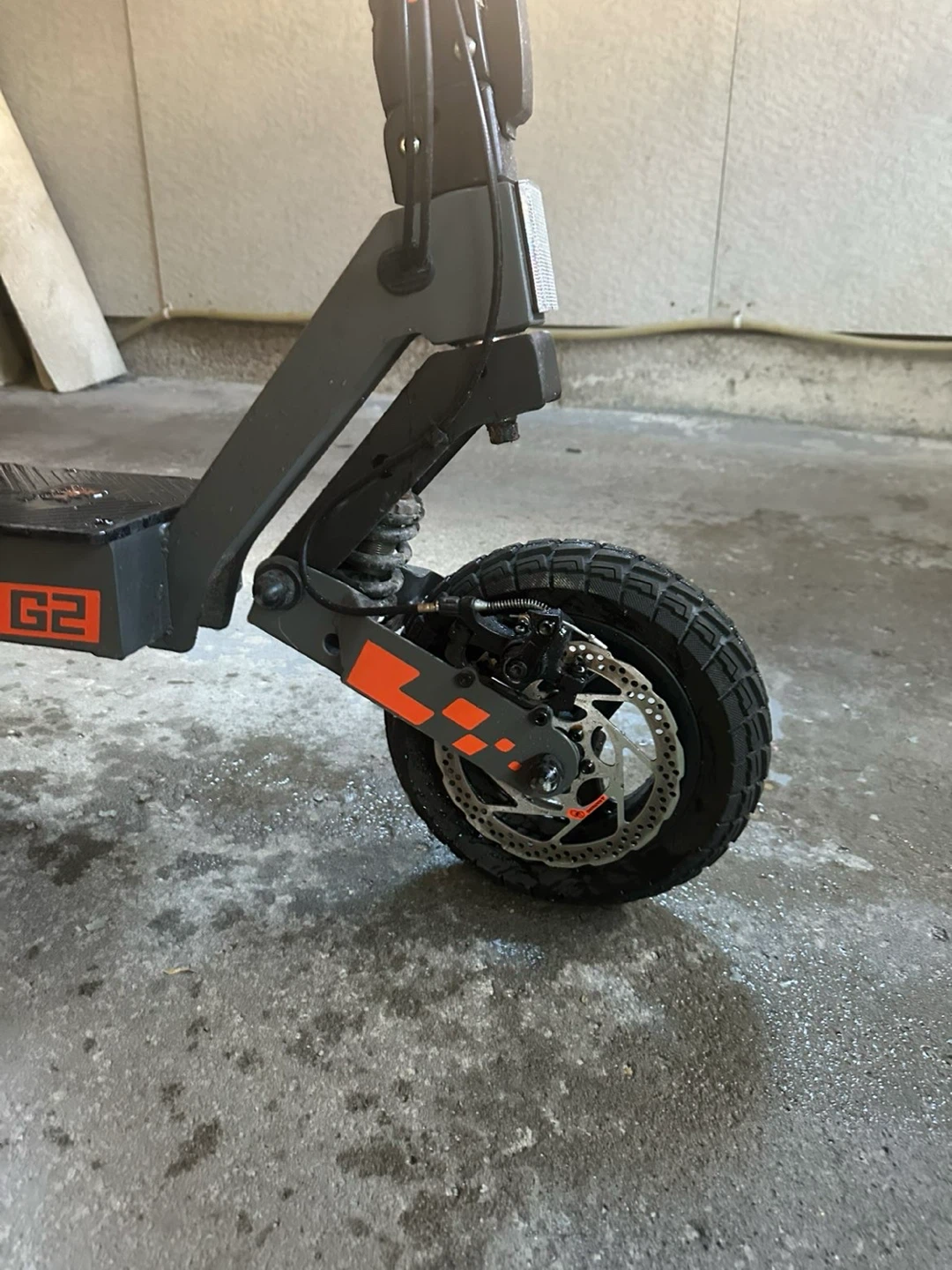 KuKirin G2 Electric Scooter +charger - photo 4