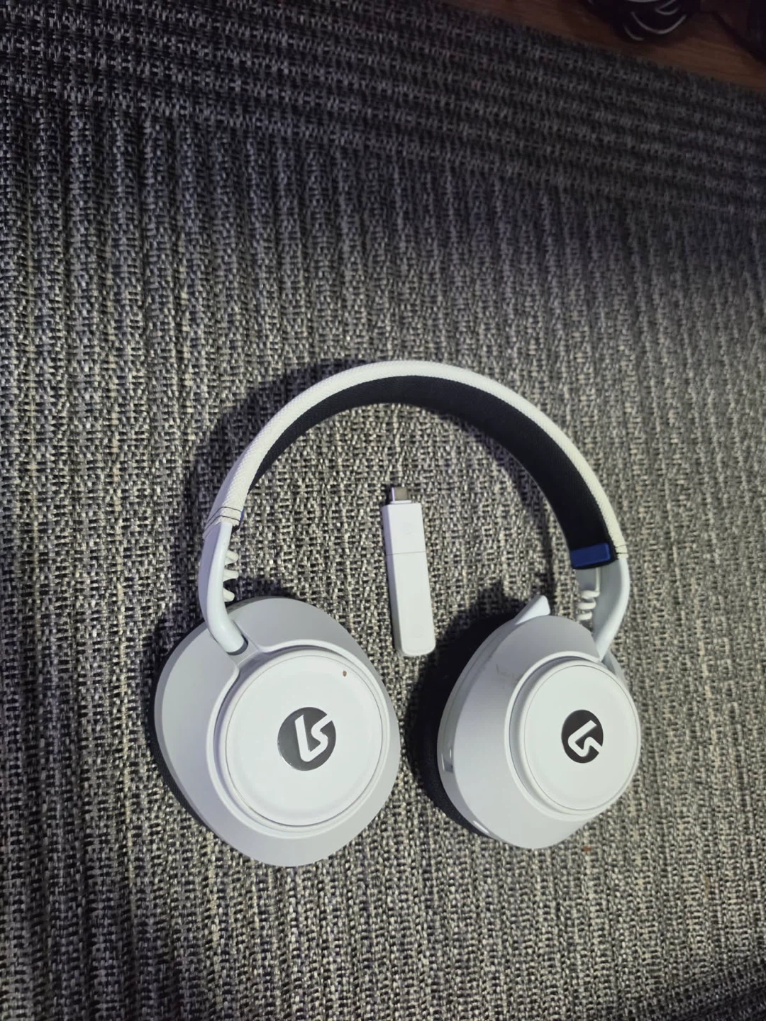 Logitech G733 Wireless Gaming Headset