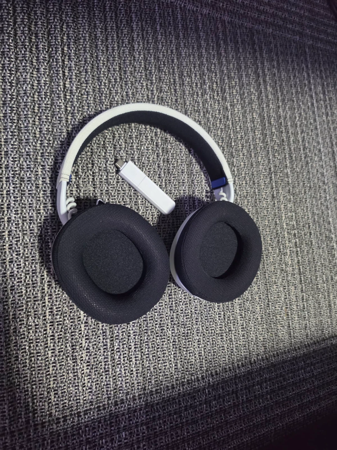 Logitech G733 Wireless Gaming Headset - photo 2