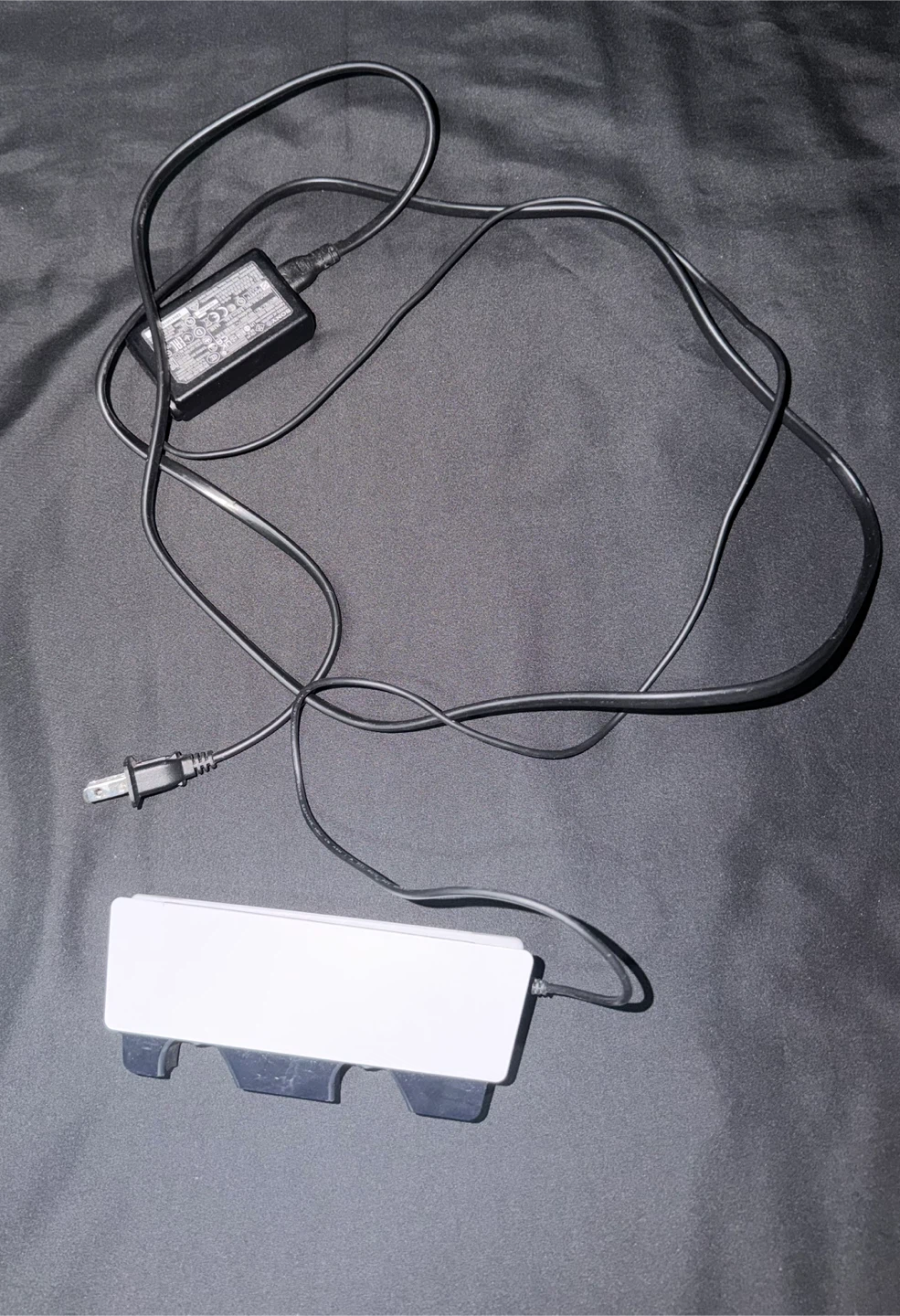 PlayStation 5 DualSense Controllers and Charging Station - photo 5