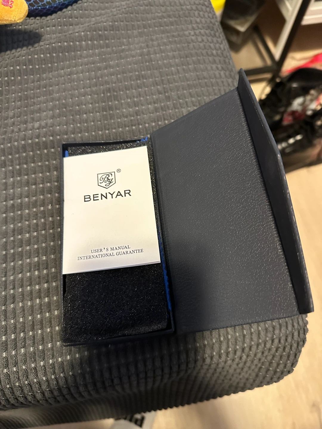 Benyar men's wristwatch with box - photo 2