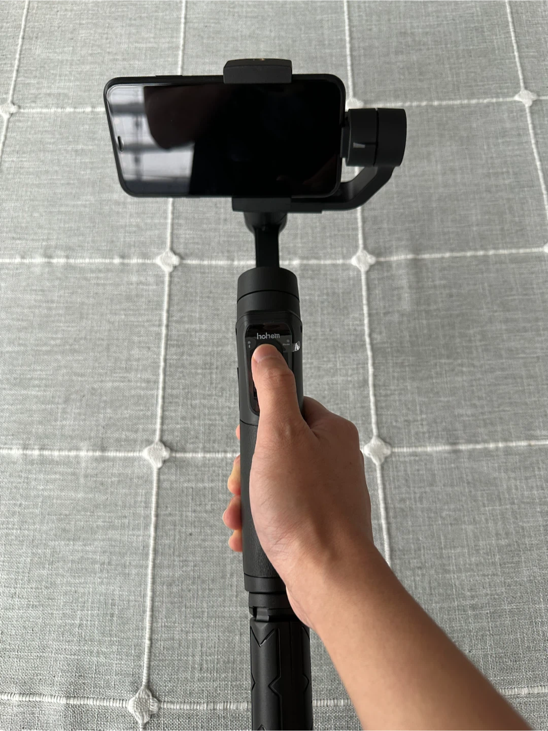 Hohem iSteady Mobile+ 3-Axis Gimbal - photo 4