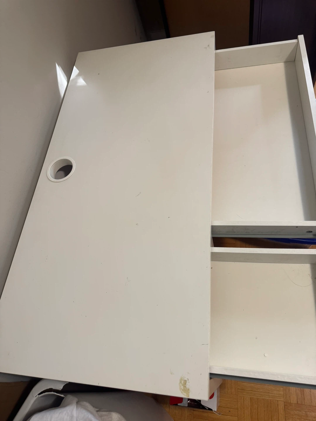 IKEA MICKE Desk - White - photo 3