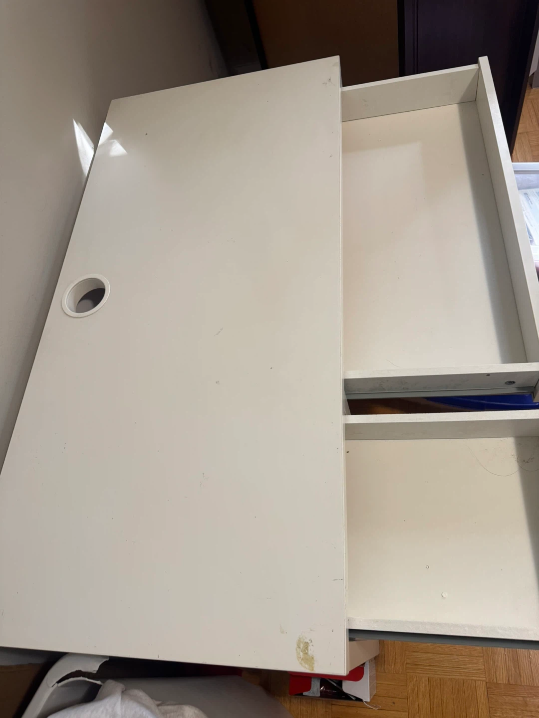 IKEA MICKE Desk - White - photo 4