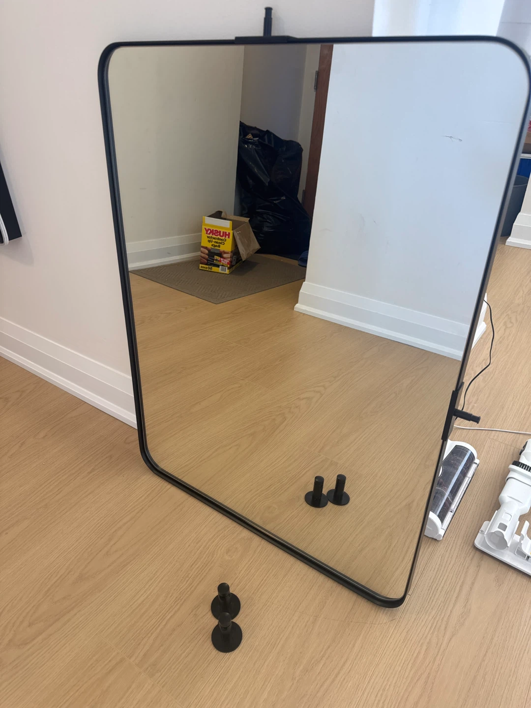 Modern Black Metal Wall Mirror - photo 3