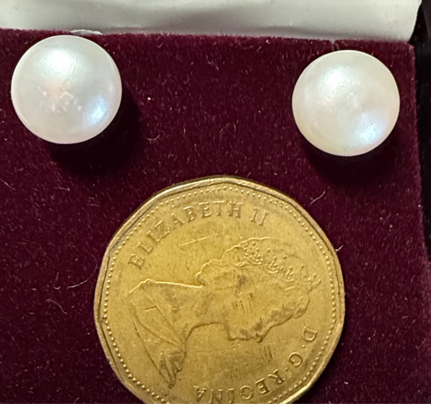 Classic 11mm white pearl stud earrings - photo 2