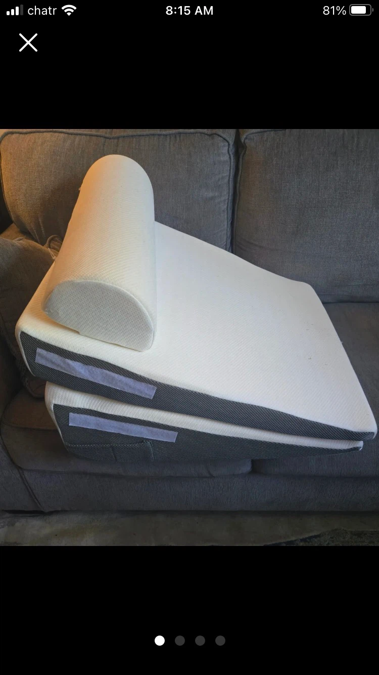 Adjustable Bed Wedge Pillow Set - photo 4