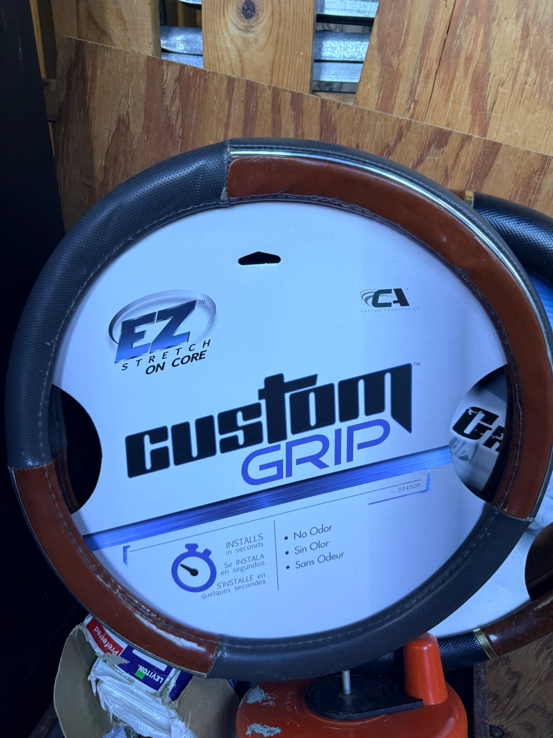 Custom Accessories EZ Stretch Steering Wheel Cover - photo 2
